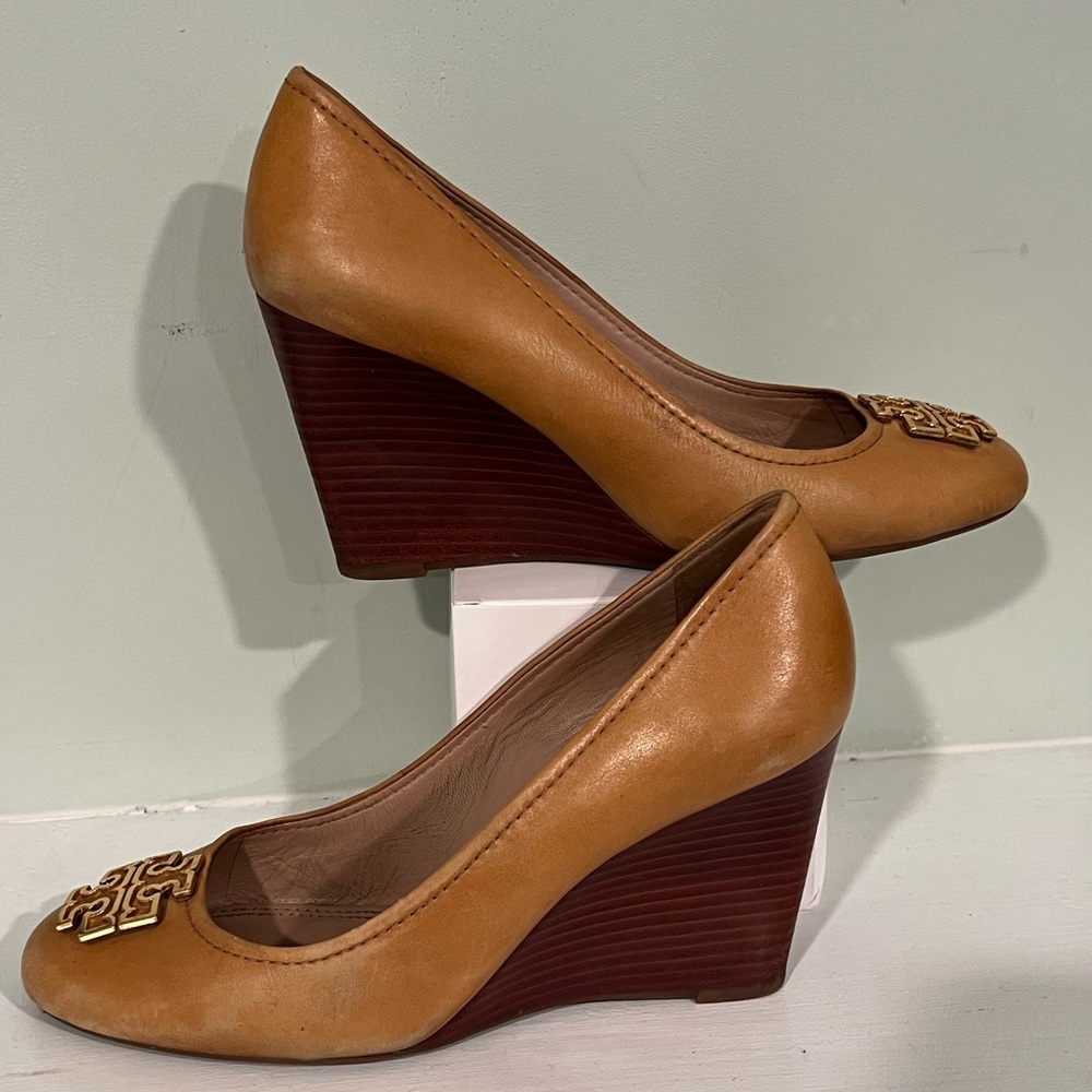 Tory Burch Wedge Pumps Size 8.5
